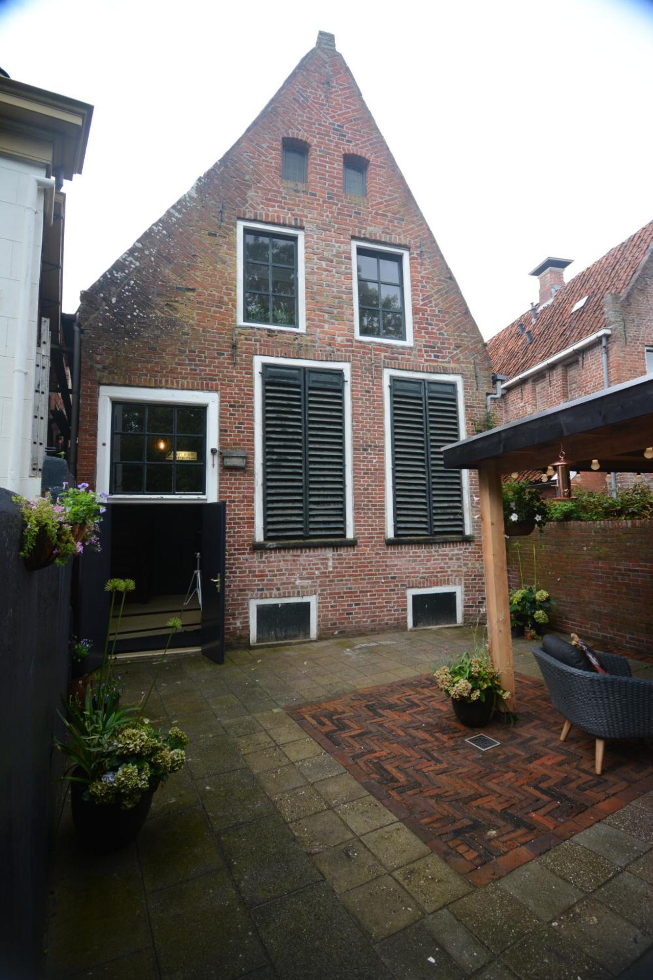 Goudgenog Apartment *